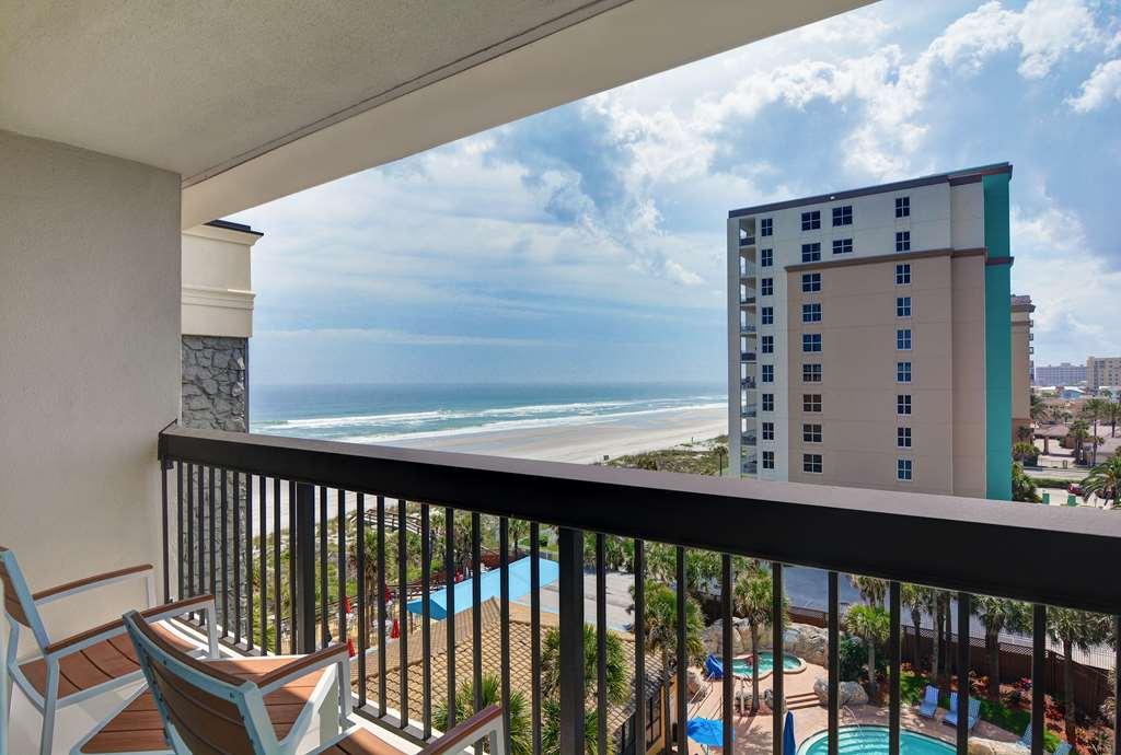 Hampton Inn Oceanfront Jacksonville Beach Room photo